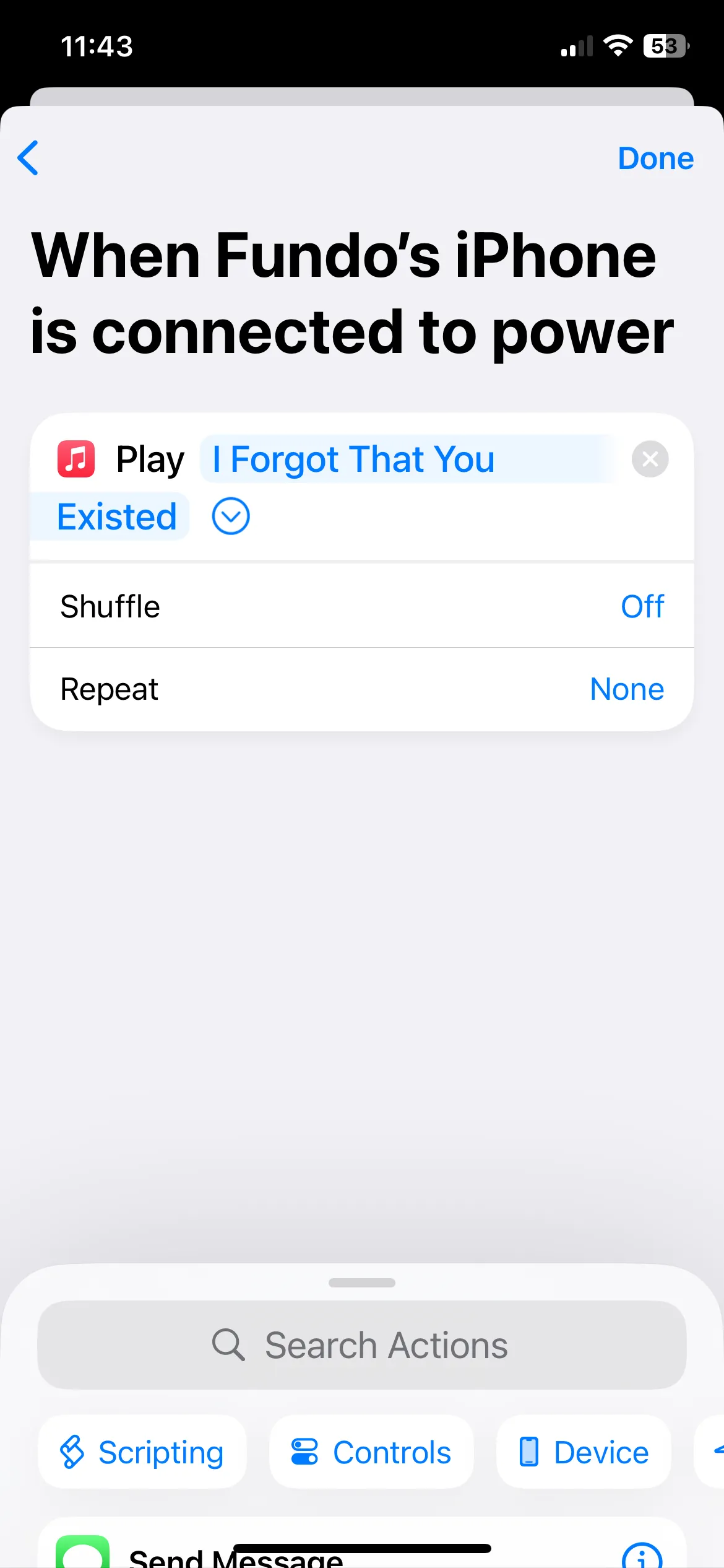 Bài hát được chọn trong hành động Phát nhạc của ứng dụng Phím tắt trên iPhone