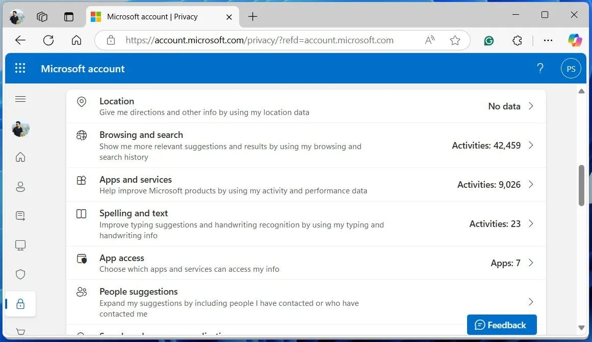 Bảng điều khiển quyền riêng tư Microsoft hiển thị trên trình duyệt web, nơi người dùng quản lý dữ liệu.