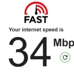 Biểu đồ hiển thị tốc độ internet đang được kiểm tra trên FAST.com, minh họa công cụ đo lường tốc độ trực tuyến.