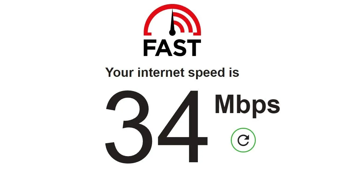 Biểu đồ hiển thị tốc độ internet đang được kiểm tra trên FAST.com, minh họa công cụ đo lường tốc độ trực tuyến.