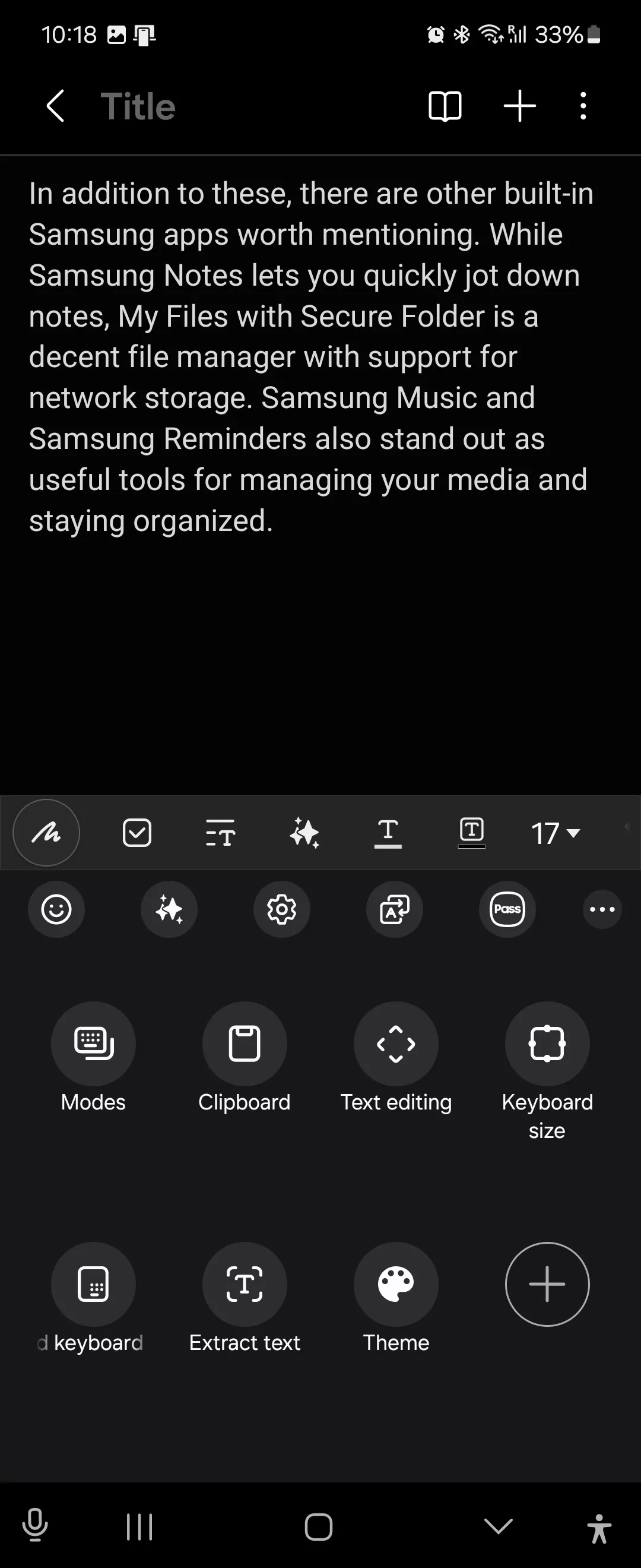 Các phím tắt tính năng mở rộng trên bàn phím Samsung trong giao diện Samsung Notes, bao gồm Samsung Pass và tùy chọn dịch.