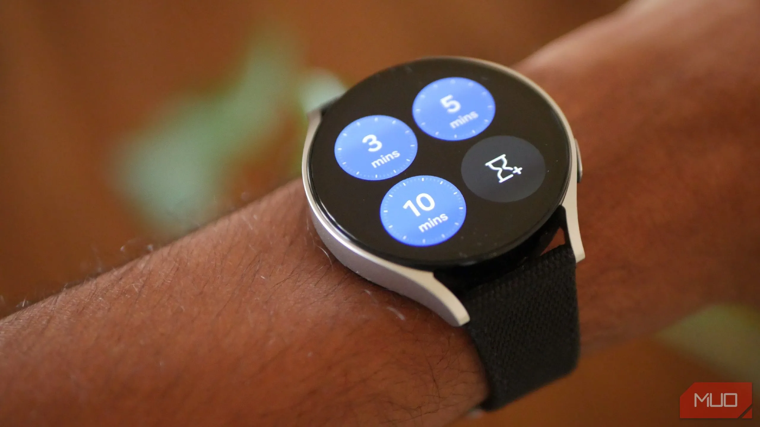 Các tùy chọn hẹn giờ nhanh trên ứng dụng Đồng hồ của Galaxy Watch 6, giúp quản lý thời gian nghỉ hiệu quả.