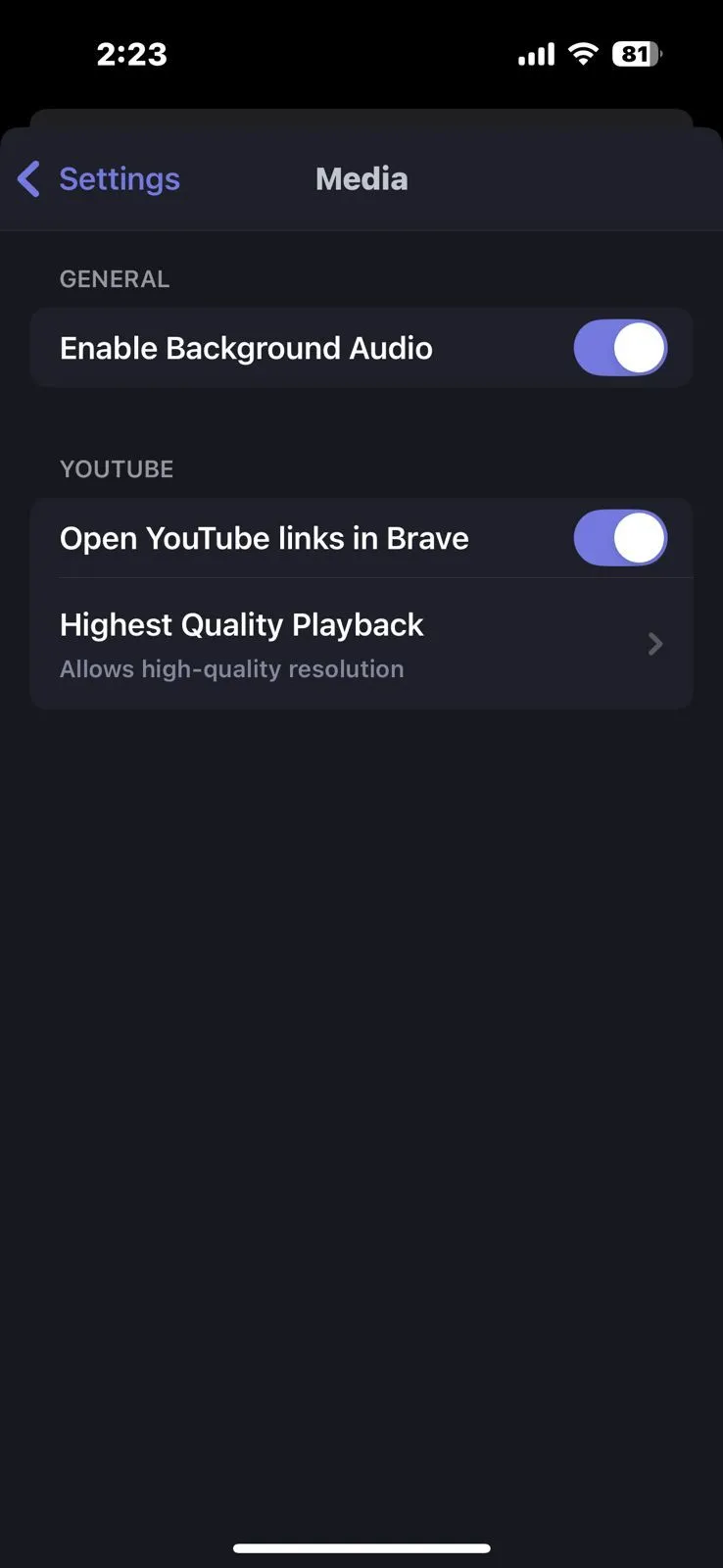 Cài đặt âm thanh nền trong Brave, cho phép phát video YouTube liên tục khi chuyển ứng dụng hoặc tắt màn hình.