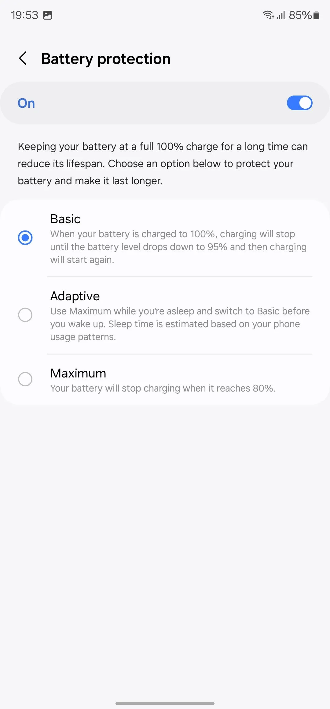 Cài đặt bảo vệ pin trên điện thoại Samsung Galaxy, bao gồm tùy chọn giới hạn sạc pin và sạc thích ứng.