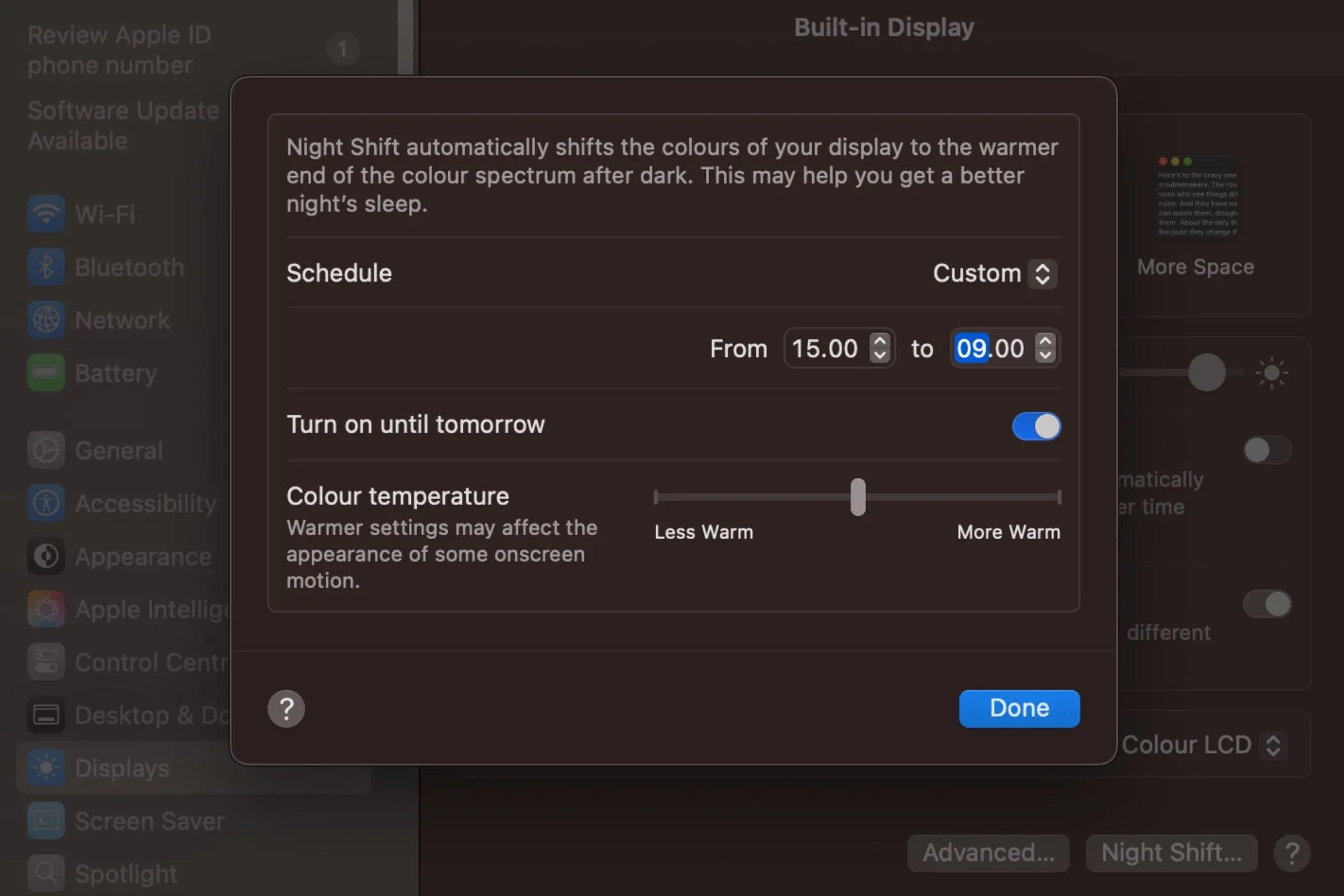 Cài đặt chế độ Night Shift trên máy Mac, hiển thị tùy chọn điều chỉnh nhiệt độ màu màn hình để giảm ánh sáng xanh vào buổi tối.