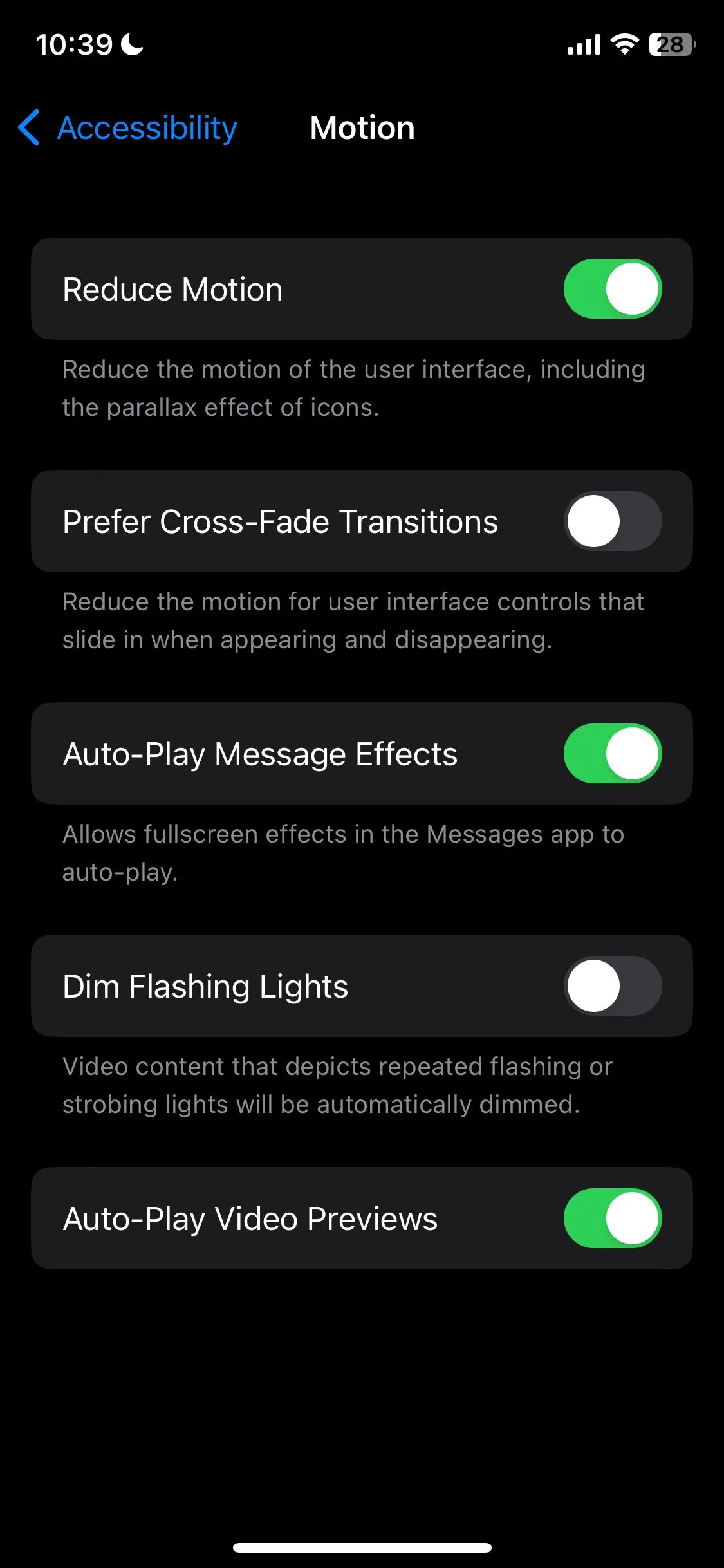 Cài đặt Giảm Chuyển động (Reduce Motion) trong mục Trợ năng của iPhone, cho phép tắt các hiệu ứng đồ họa động.
