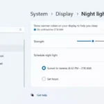 Cài đặt Night Light trong ứng dụng Cài đặt của Windows, hiển thị tùy chọn bật/tắt và điều chỉnh cường độ ánh sáng xanh.