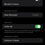 Cài đặt Tin nhắn trên iPhone hiển thị tùy chọn "Giữ Tin nhắn"