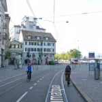 Chế độ Street View trên Google Maps tại Zürich giúp khám phá đường phố ảo