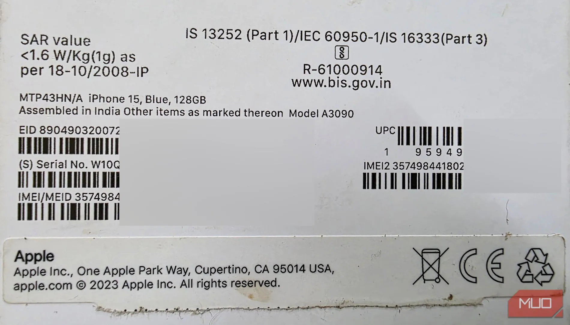 Chi tiết số IMEI iPhone trên nhãn dán của vỏ hộp bán lẻ gốc
