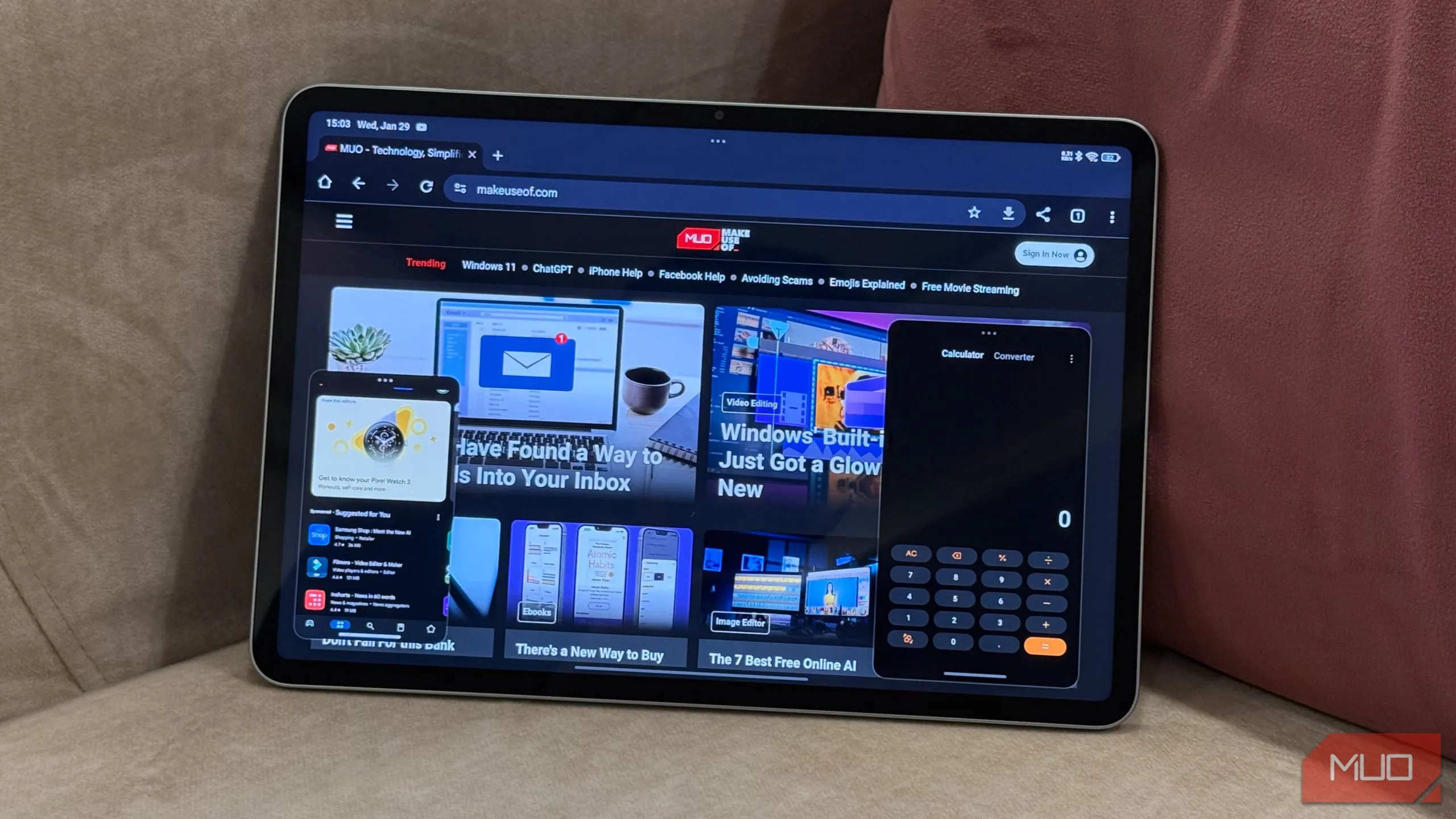Chức năng đa nhiệm với cửa sổ nổi trên Xiaomi Pad 7, minh họa sự linh hoạt của Android tablet