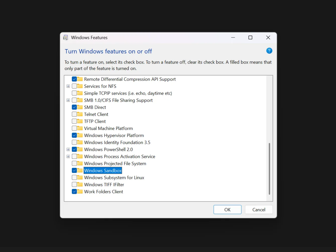Cửa sổ Windows Features hiển thị tùy chọn Windows Sandbox đã được chọn và kích hoạt để sử dụng