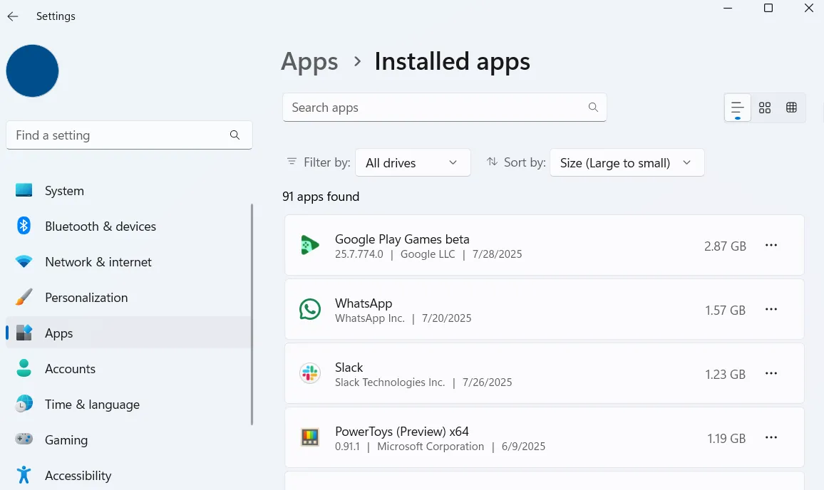 Danh sách ứng dụng đã cài đặt trong Windows 11 Settings được sắp xếp theo kích thước, giúp người dùng dễ dàng xác định ứng dụng lớn không sử dụng