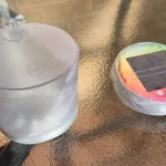 Đèn Luci năng lượng mặt trời dạng bơm hơi khi xì hơi và khi đã bơm đầy.