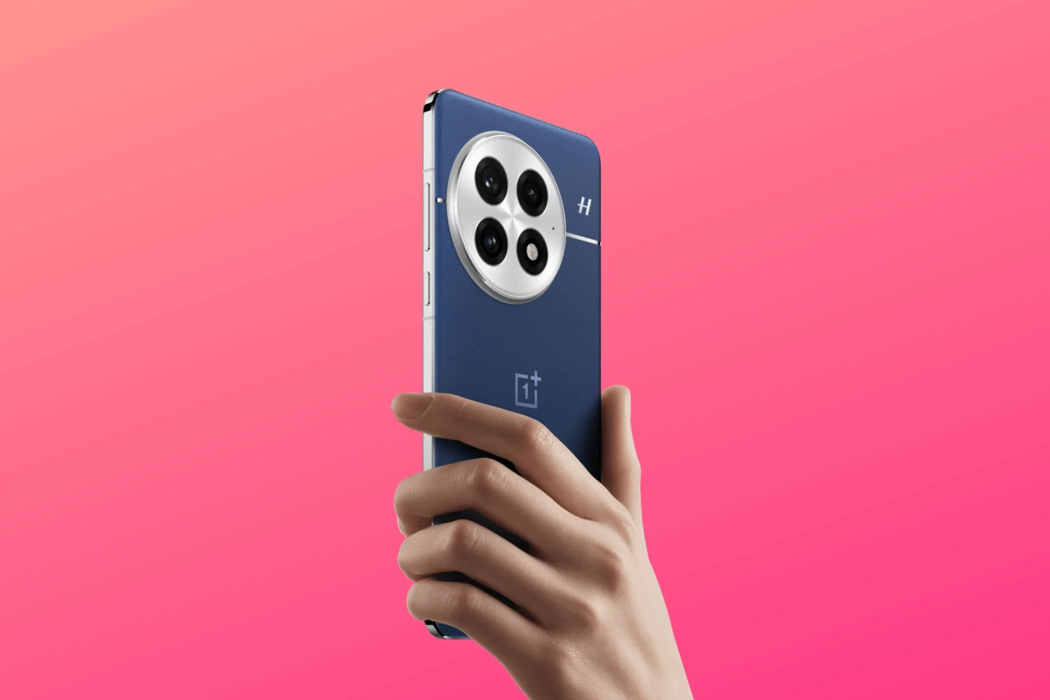 Điện thoại OnePlus 13 với thiết kế mới và viền màn hình siêu mỏng