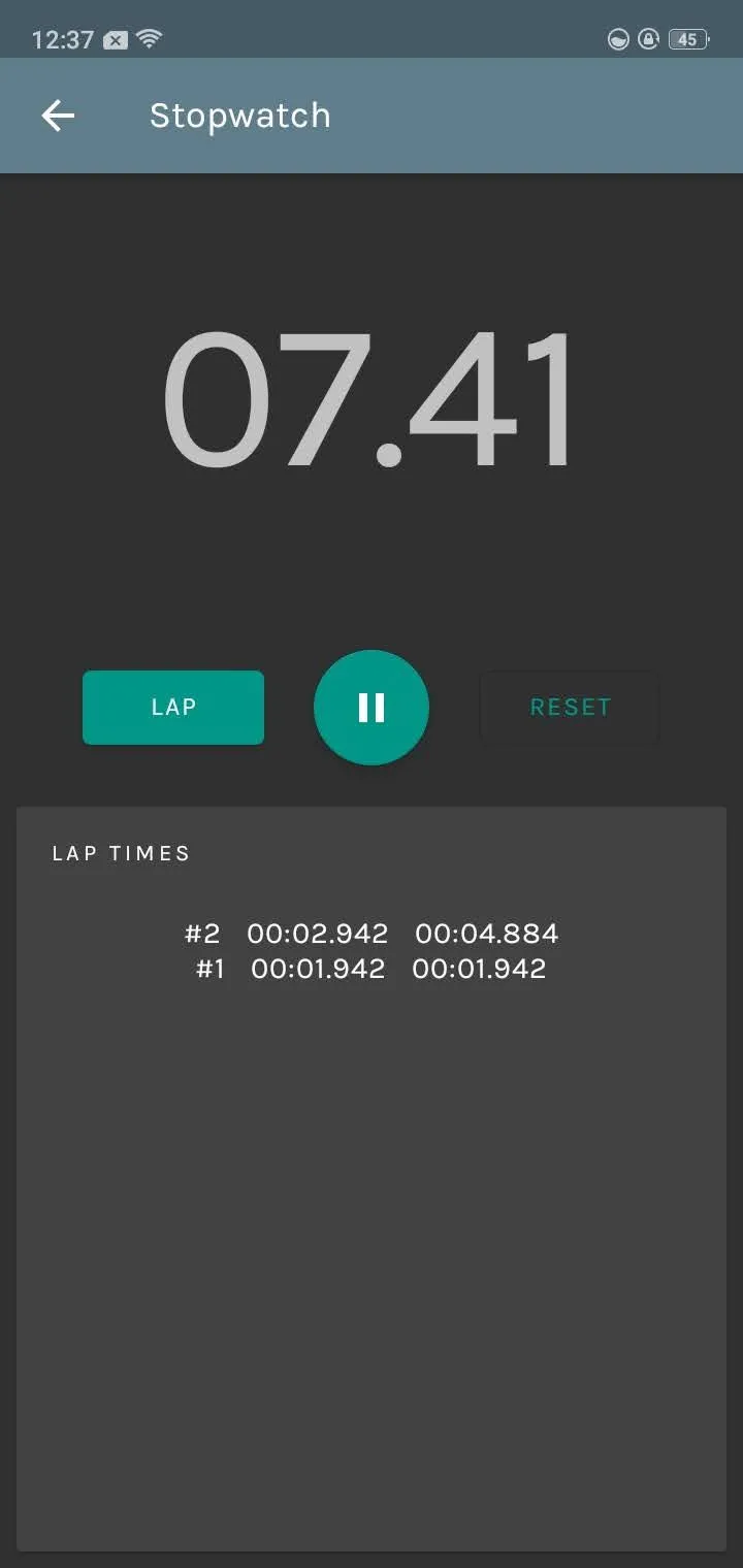 Đồng hồ bấm giờ trong AMDroid với giao diện đơn giản và các nút điều khiển rõ ràng