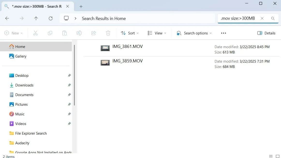 File Explorer hiển thị kết quả tìm kiếm các tệp video .mov có kích thước lớn hơn 300MB, minh họa khả năng lọc tìm kiếm nâng cao.