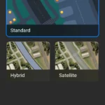 Giao diện Apple Maps trên trình duyệt di động hiển thị chế độ xem vệ tinh và lai.