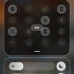 Giao diện bảng cài đặt nhanh mới của Samsung Galaxy S25 Ultra trong One UI 7 với tùy chọn "Separate" và "Together"