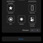 Giao diện cài đặt AssistiveTouch trên iPhone, hiển thị tùy chọn thêm và tùy chỉnh các mục trong menu cấp cao nhất để tích hợp chức năng chụp màn hình.