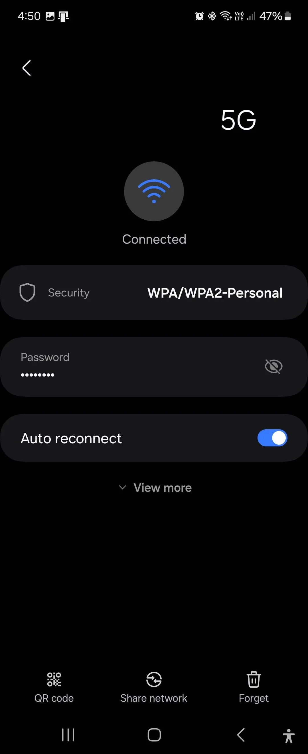 Giao diện cài đặt mạng Wi-Fi trên One UI 6.1, với biểu tượng mã QR để chia sẻ kết nối internet