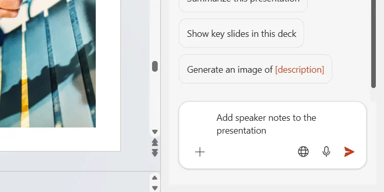 Giao diện Copilot hiển thị câu lệnh để thêm ghi chú diễn giả vào bài thuyết trình PowerPoint