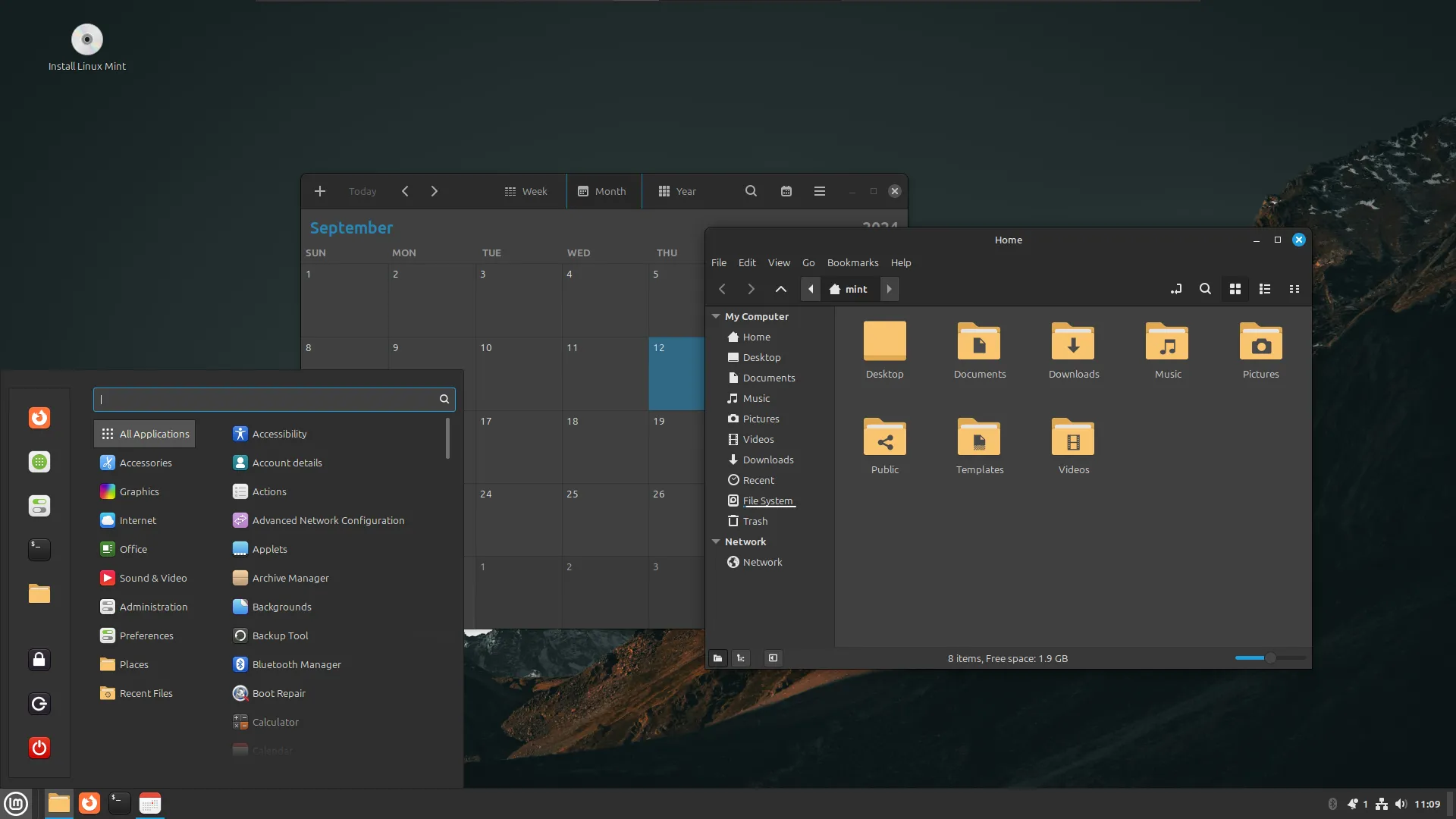Giao diện desktop Linux Mint Cinnamon với menu Start, thanh tác vụ và các biểu tượng quen thuộc