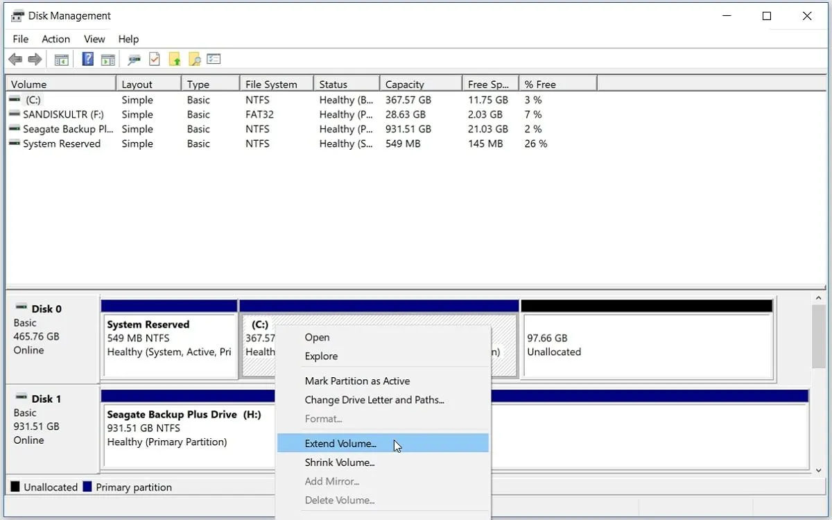 Giao diện Disk Management (Quản lý Đĩa) trong Windows, thể hiện quá trình mở rộng phân vùng ổ C, minh họa thao tác phức tạp khi cần thay đổi kích thước phân vùng ổ cứng.