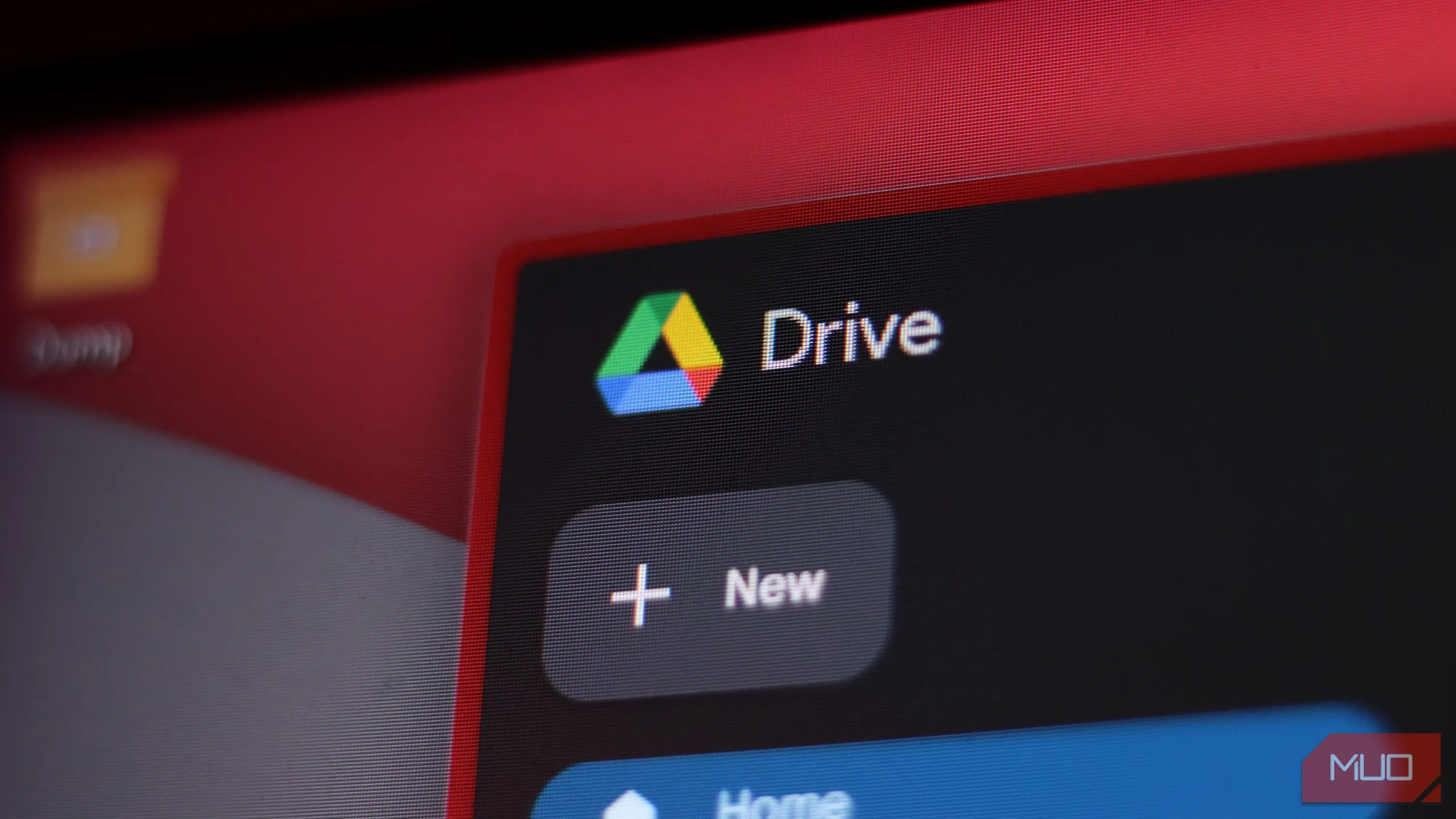 Giao diện Google Drive hiển thị thông báo dung lượng lưu trữ đầy