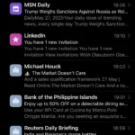 Giao diện hộp thư đến của ứng dụng Mail mặc định trên iPhone, minh họa cách các tài khoản email khác nhau được gộp chung.
