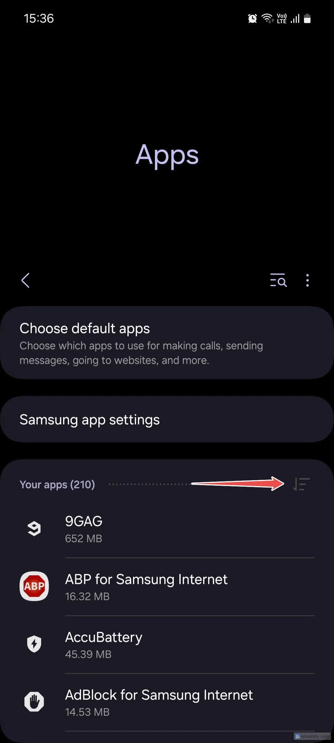 Giao diện menu Ứng dụng trong cài đặt One UI của Samsung hiển thị các tùy chọn lọc và hiển thị ứng dụng hệ thống.