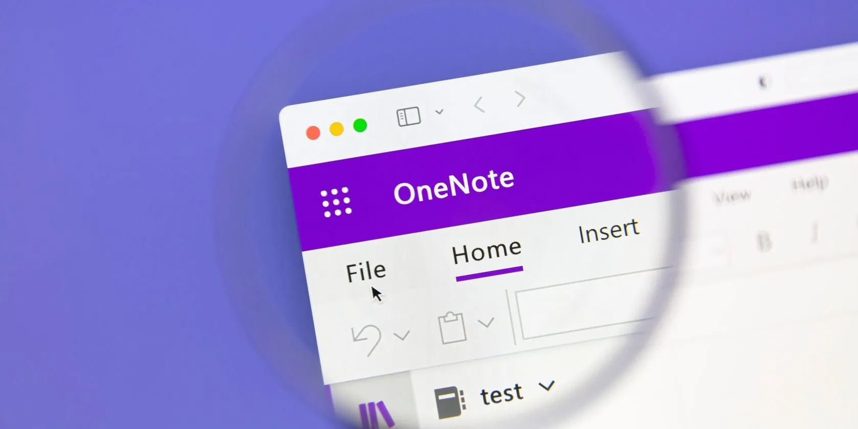 Giao diện Microsoft OneNote hiển thị ứng dụng Sticky Notes với các tính năng nâng cao