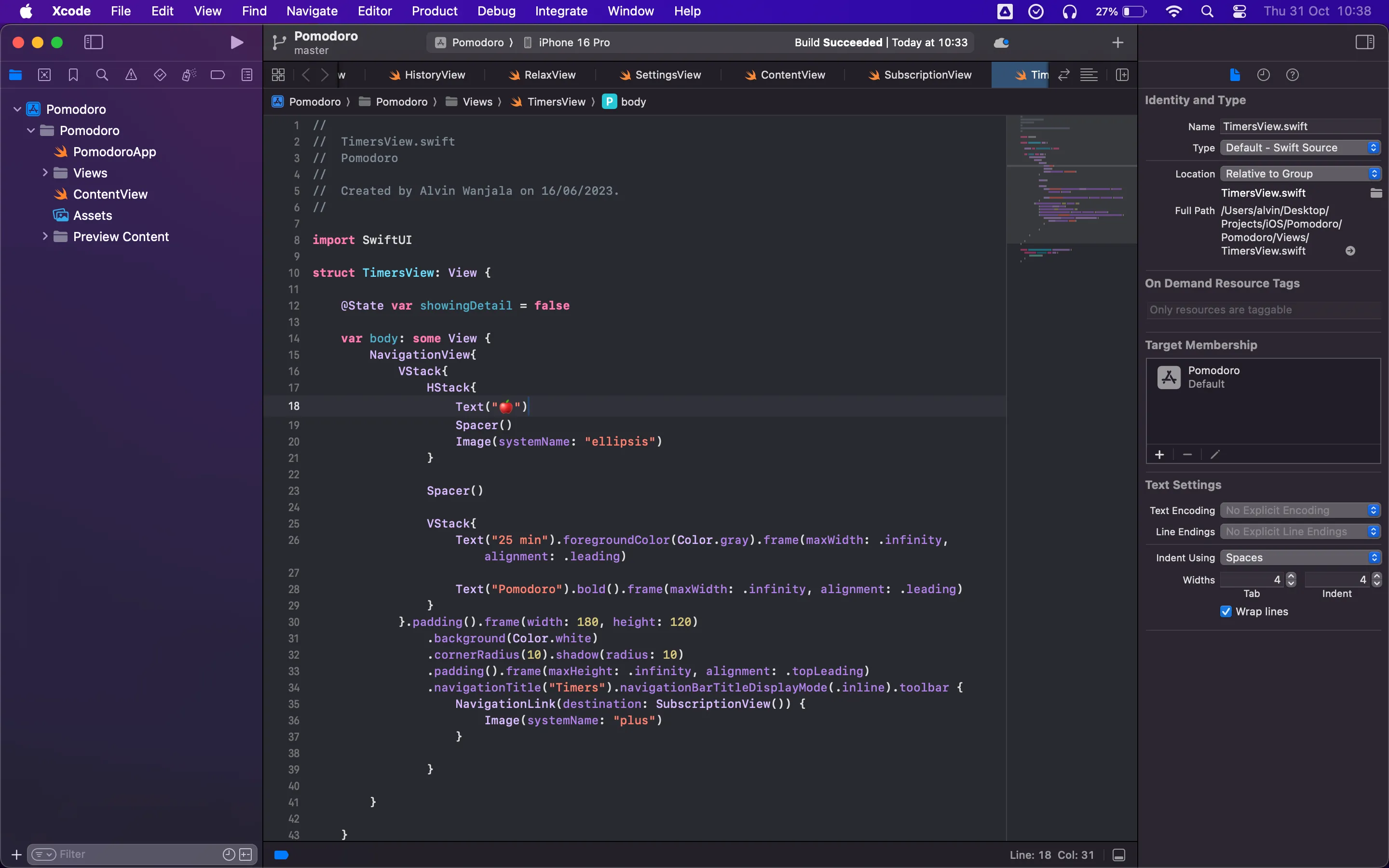 Giao diện môi trường phát triển tích hợp Xcode trên máy Mac, hiển thị mã nguồn và công cụ debug, thể hiện vai trò trong lập trình iOS/macOS.