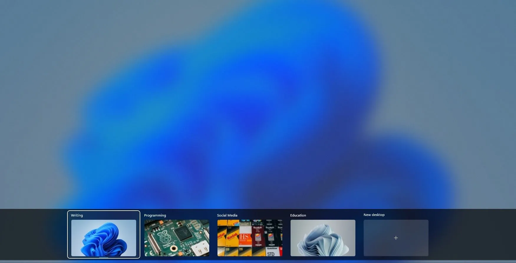 Giao diện quản lý các Màn hình ảo thông qua Task View trên Windows