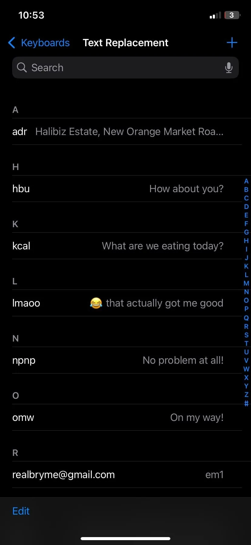 Giao diện quản lý các phím tắt Thay thế Văn bản trên iPhone, hiển thị danh sách các cụm từ và phím tắt đã tạo