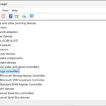 Giao diện Quản lý Thiết bị Windows hiển thị mục bộ điều khiển lưu trữ để cập nhật driver NVMe SSD