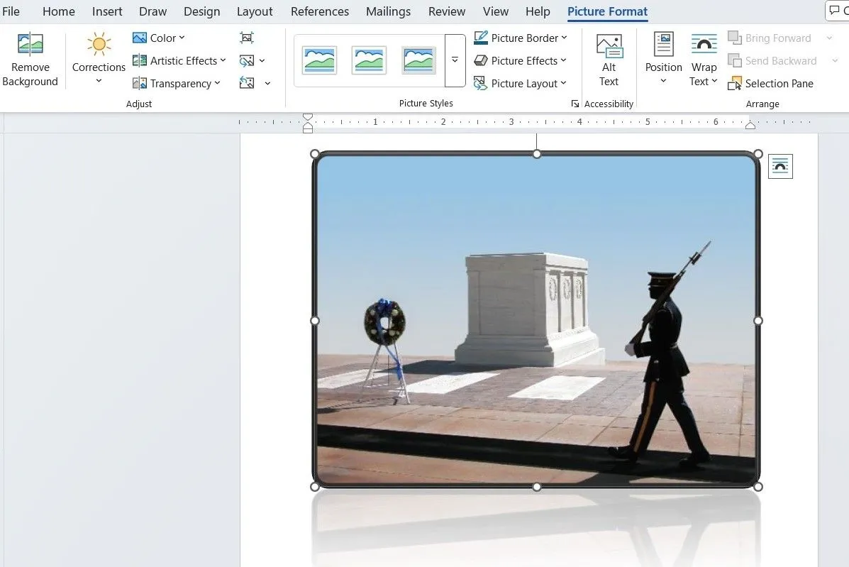 Tối Ưu Microsoft Copilot Trong Word: Đơn Giản Hóa Văn Bản Chuyên Sâu