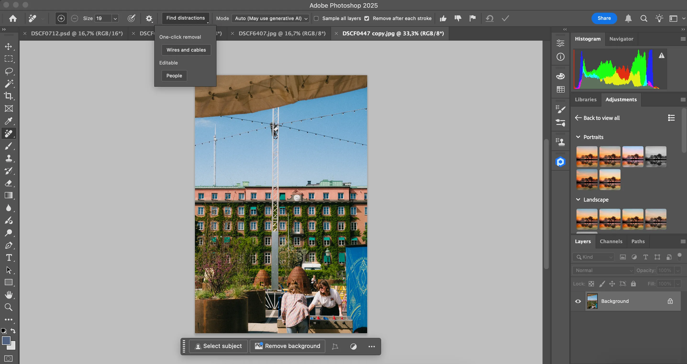 Giao diện tính năng One-Click Remove trong Photoshop 2025