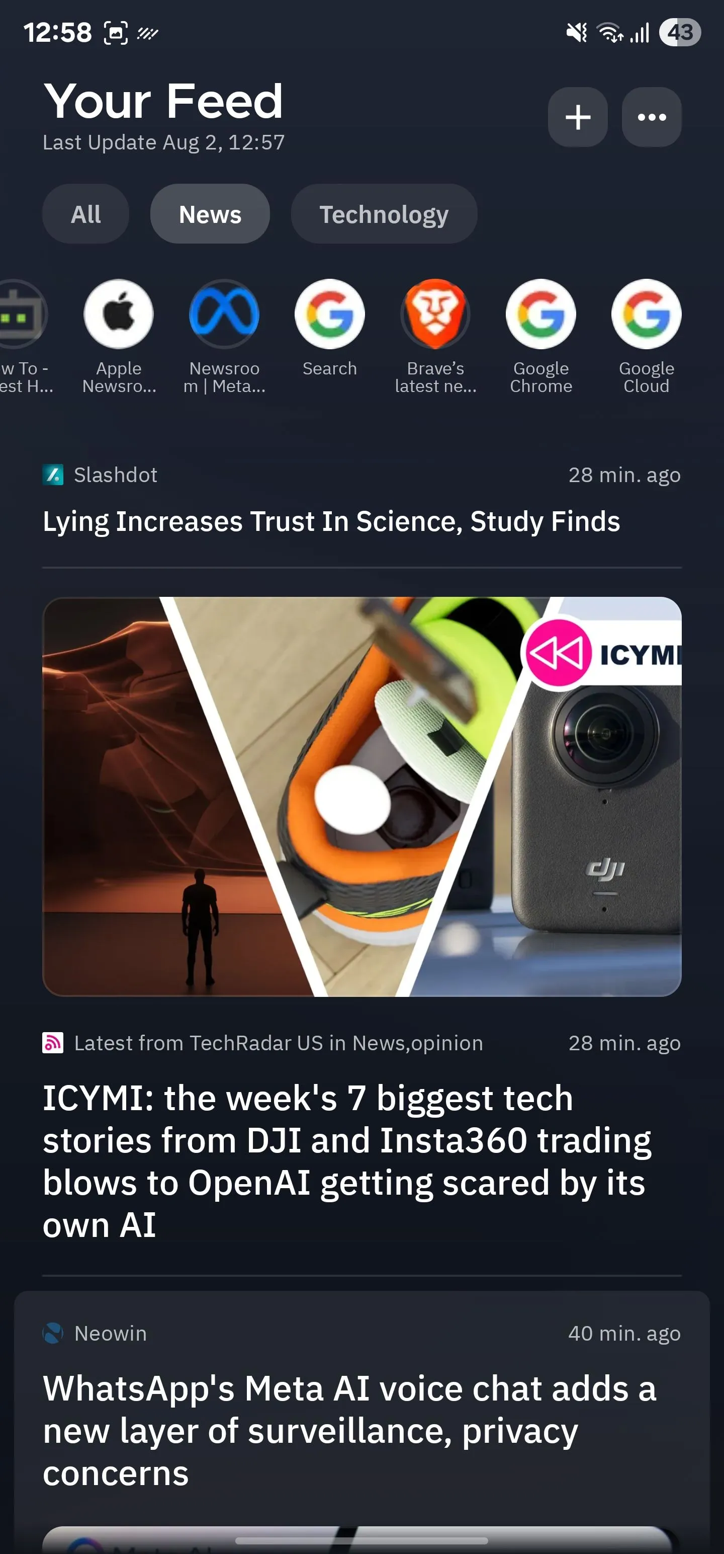 Giao diện trang &quot;Your Feed&quot; cá nhân hóa trên màn hình chính của Smart Launcher.