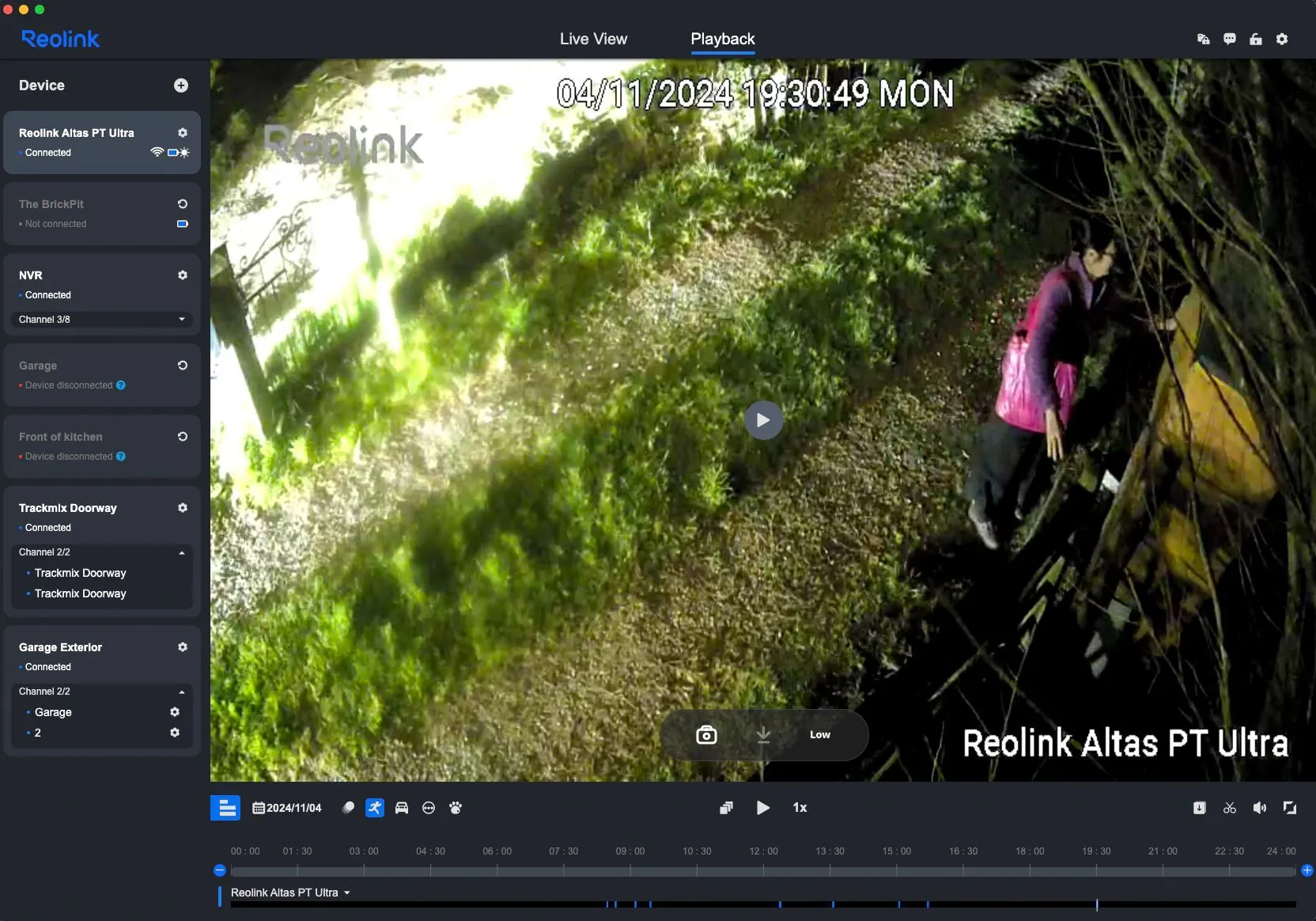 Giao diện ứng dụng Reolink trên máy tính để bàn hiển thị quy trình xem lại video từ camera Altas PT Ultra, cho phép người dùng dễ dàng truy cập và quản lý bản ghi.
