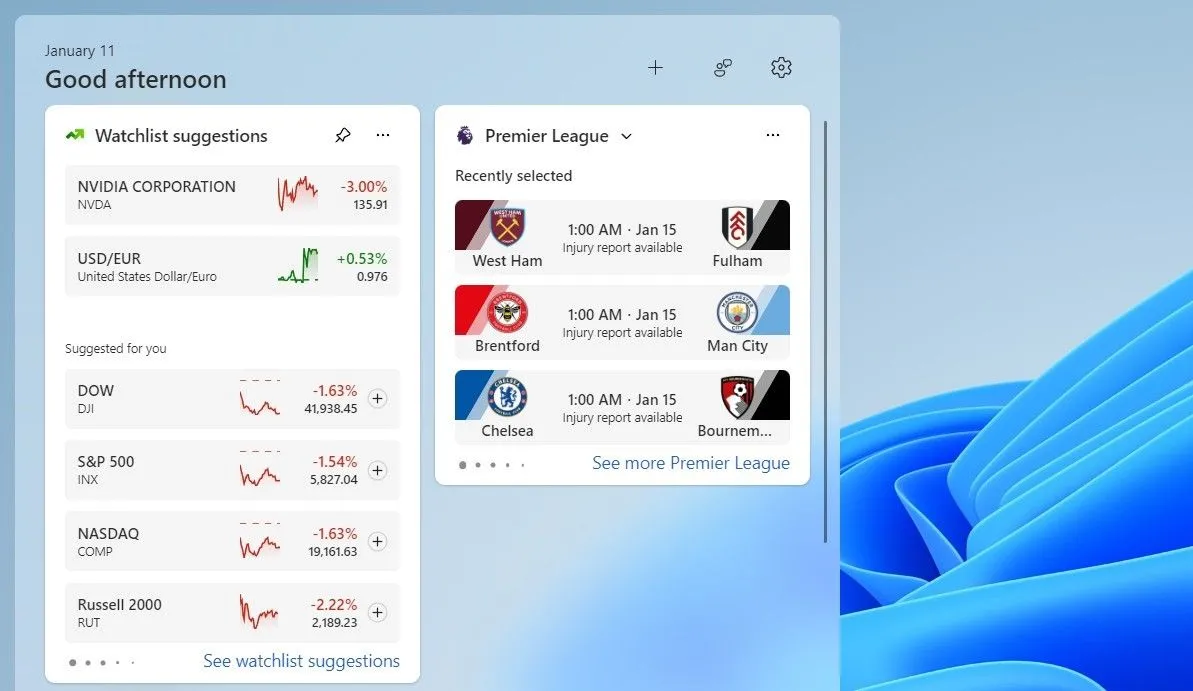Giao diện widget Watchlist trên Windows 11 hiển thị biến động giá cổ phiếu và tiền điện tử
