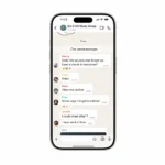 Hình ảnh minh họa Meta AI tóm tắt tin nhắn chưa đọc trên WhatsApp với giao diện 'Summarize Privately' nổi bật.