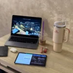 Học bài với video "Study With Me" và quay time-lapse để duy trì tập trung