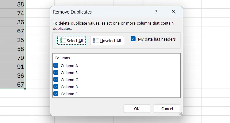 Hộp thoại Remove Duplicates hiển thị các cột chứa dữ liệu trùng lặp trong Excel.