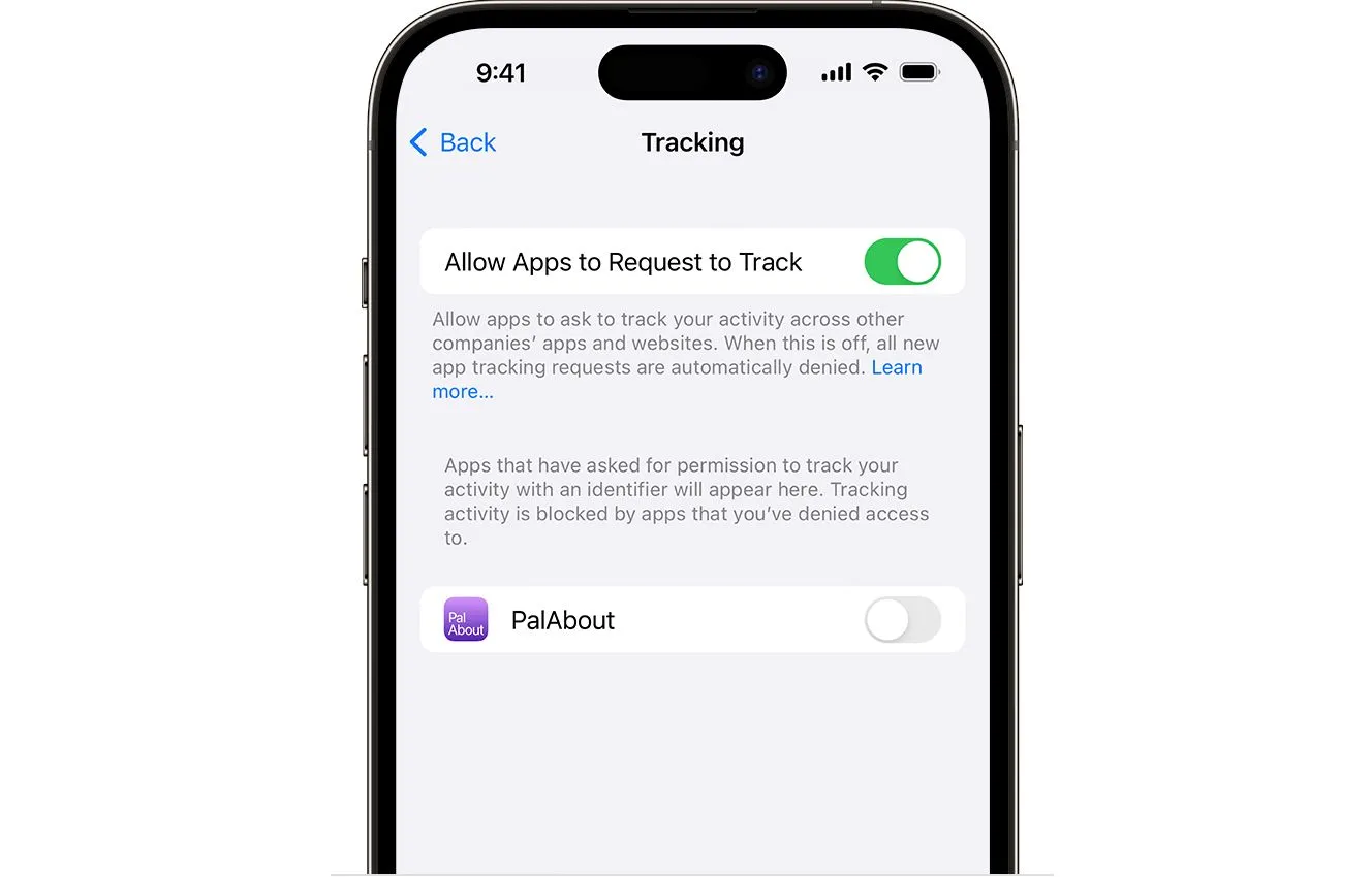 Hộp thoại yêu cầu cấp quyền theo dõi trên iPhone giúp người dùng từ chối thu thập dữ liệu vị trí.