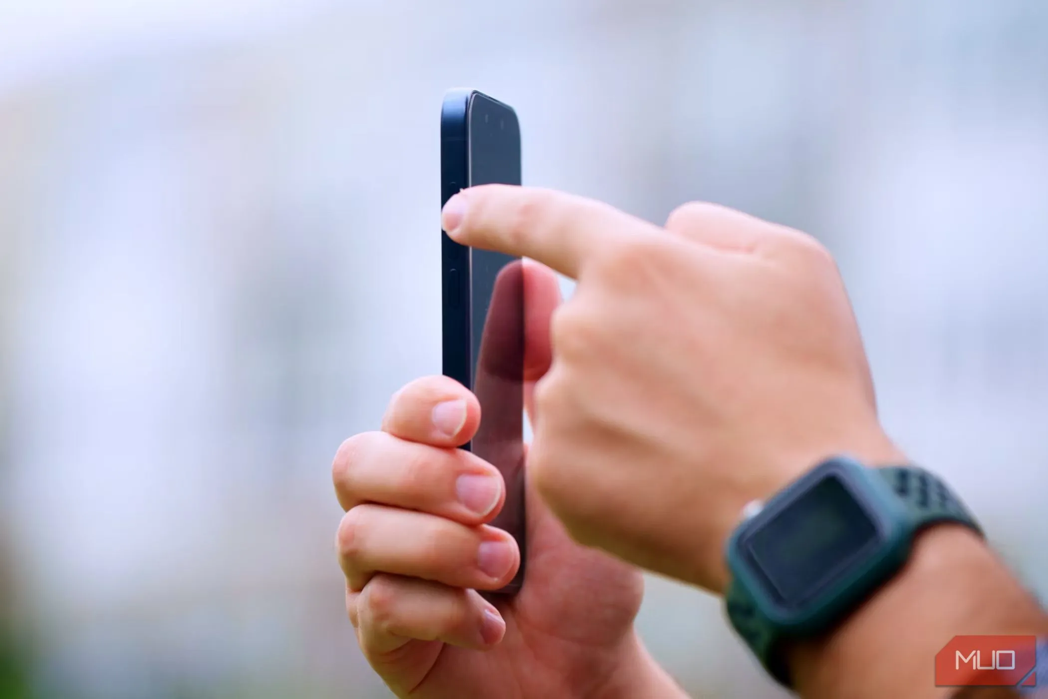 iPhone 15 Pro và Nút Tác Vụ: Tiện Ích Hay Tính Năng Ít Dùng?