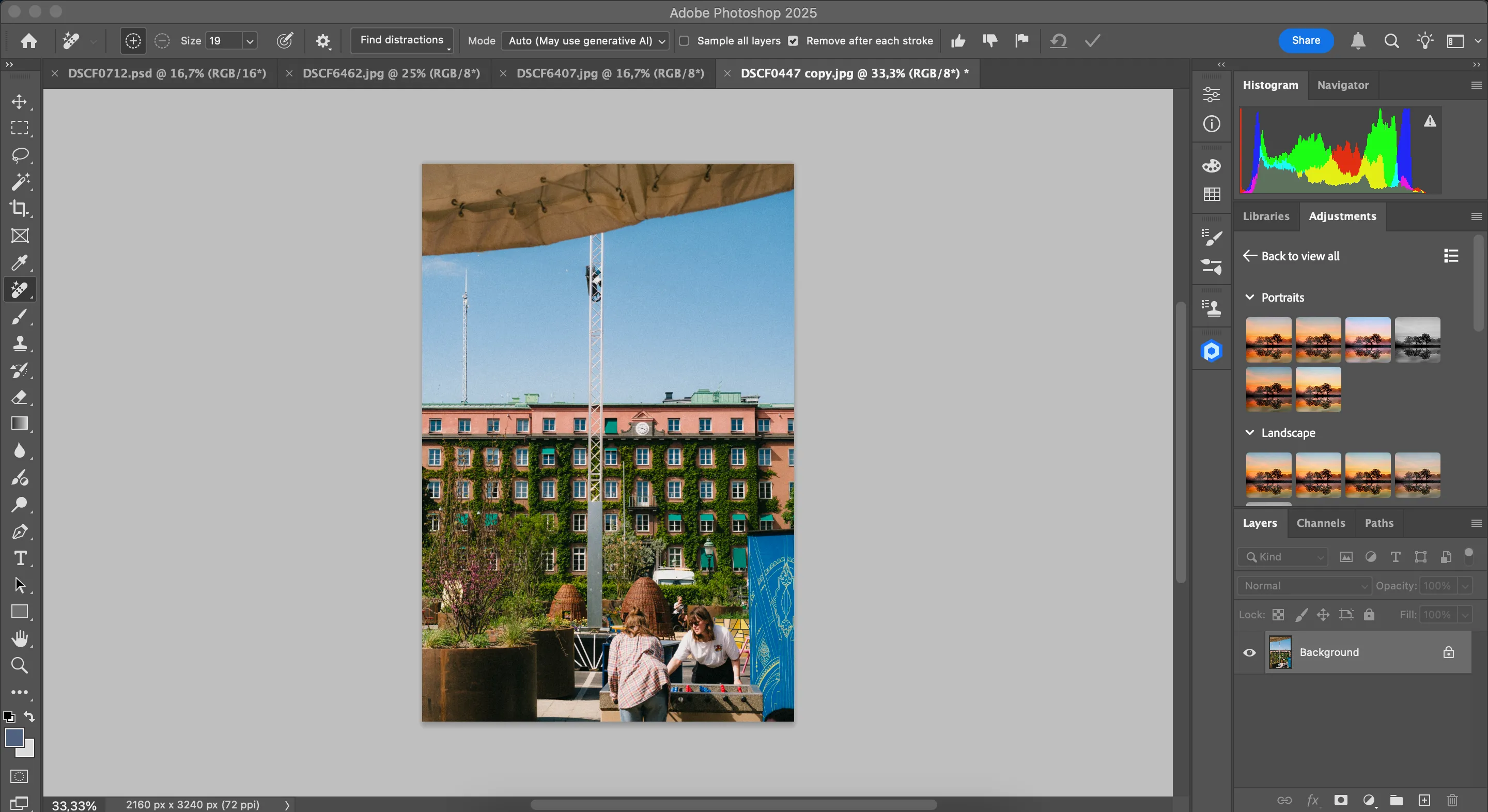 Kết quả sau khi loại bỏ dây cáp bằng Photoshop One-Click Remove