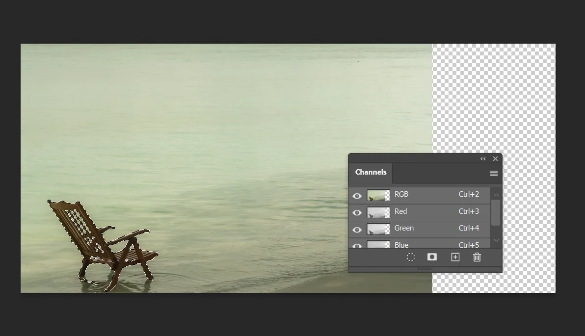 Lưu vùng chọn thành kênh Alpha mới trong bảng Channels của Photoshop