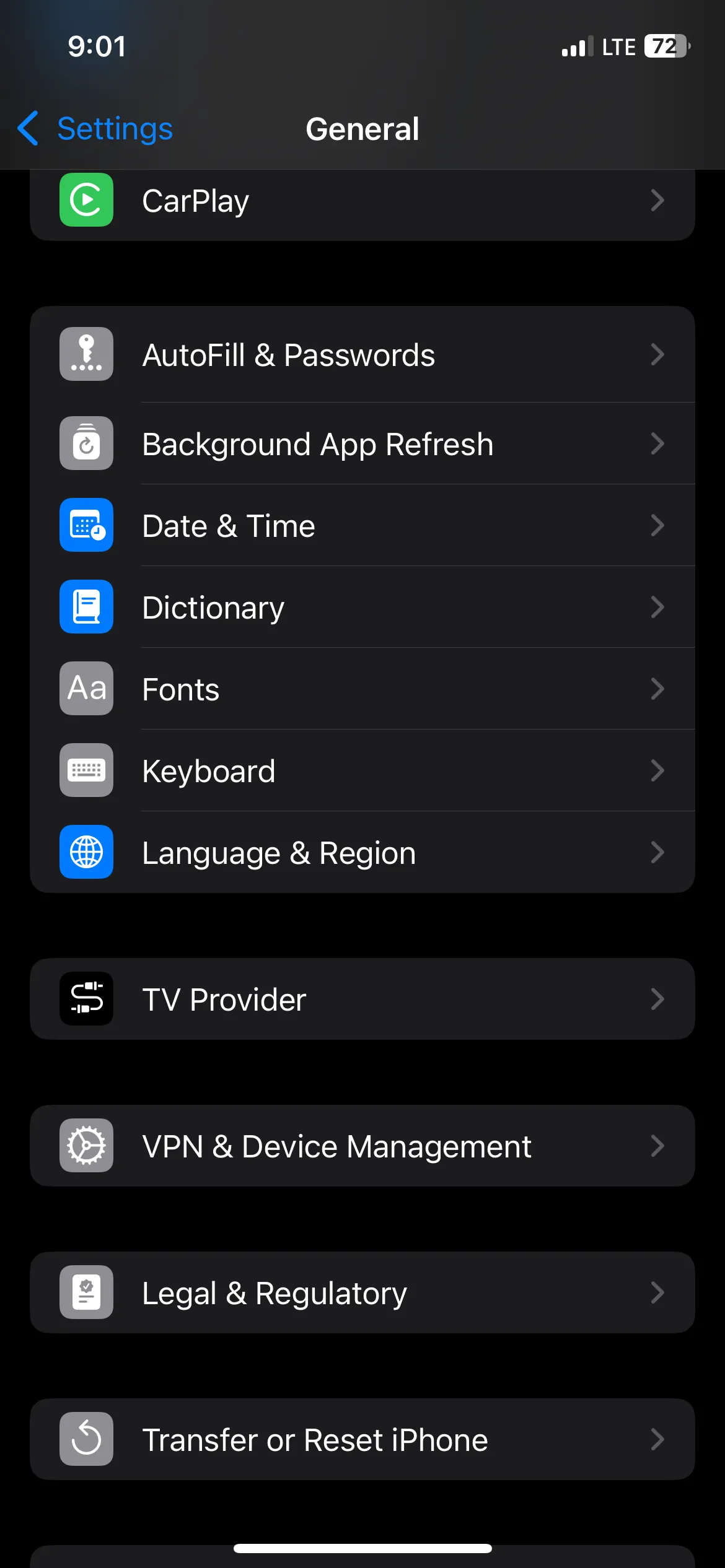 Màn hình Cài đặt Chung trên iPhone với tùy chọn Bàn phím được đánh dấu để bật QuickPath