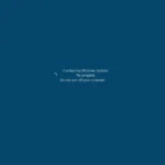 Màn hình cập nhật Windows giả vờ đang chạy, hiển thị trạng thái 'Cập nhật hệ thống của bạn' để đánh lừa người dùng.